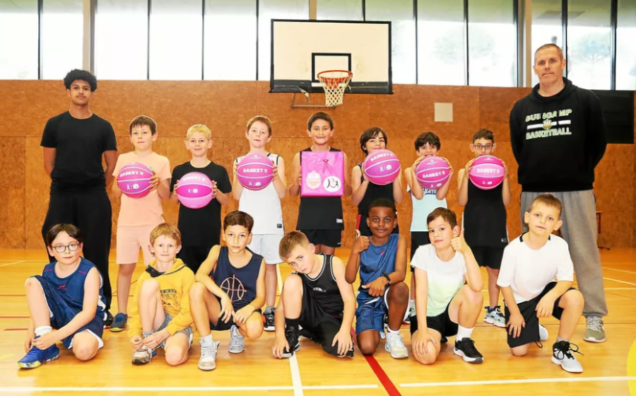 Des ballons roses pour les basketteurs de l’ABC Guingamp